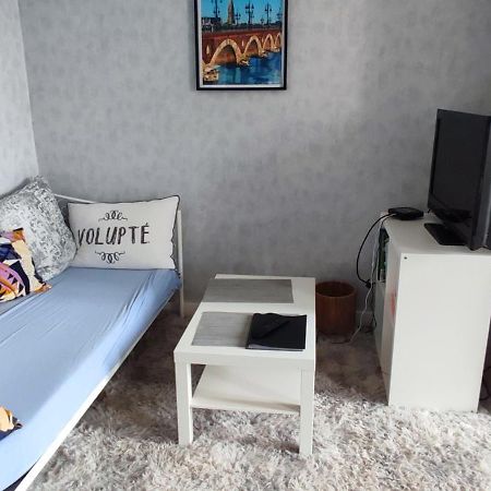 Celine Et Jose Apartment Cubzac-les-Ponts Luaran gambar