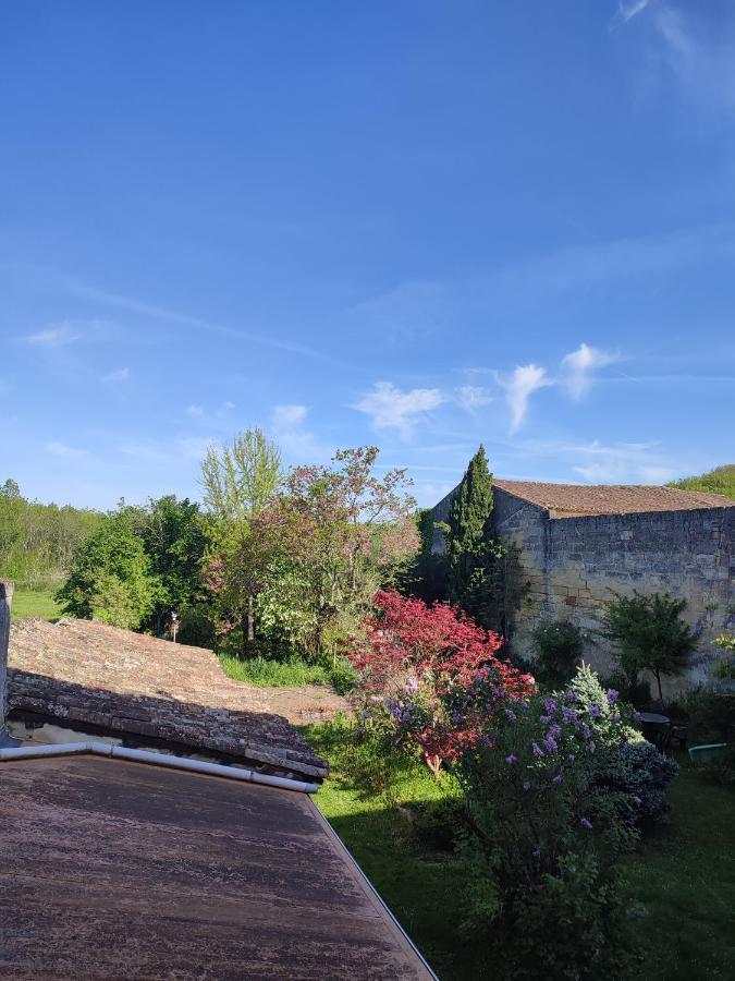 Celine Et Jose Apartment Cubzac-les-Ponts Luaran gambar